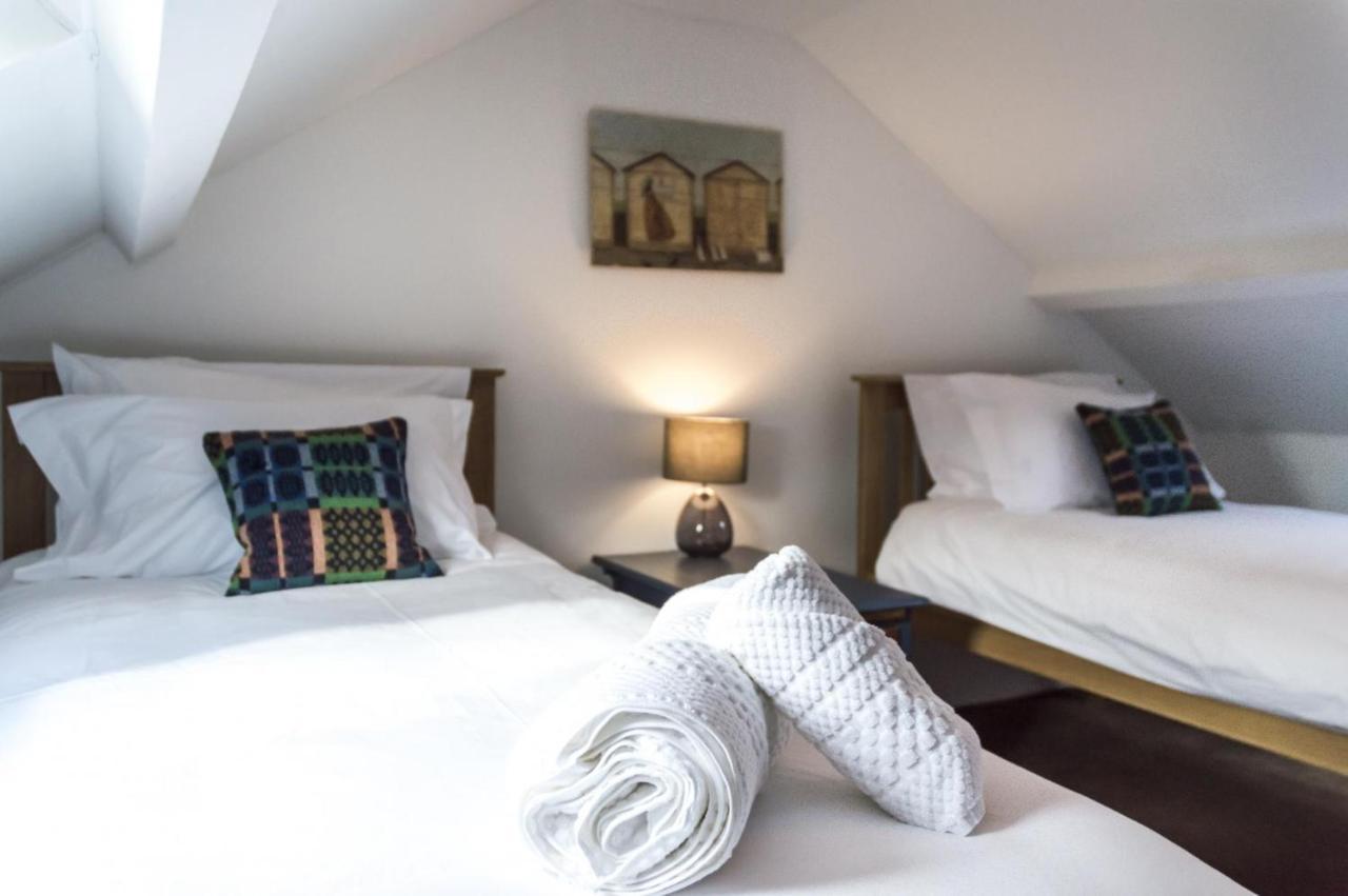 Foxglove - Luxurious Barn Conversion - Blossom Farm Johnston Esterno foto